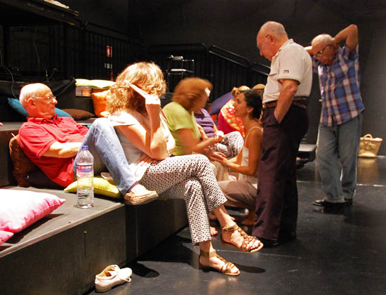 Sul Informação - Grupo de Teatro Sénior de Portimão fala dos primeiros amores…e dos amores atuais