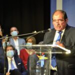 Sul Informação - O anúncio de um acordo, recados e votações repetidas: a história da tomada de posse em Albufeira