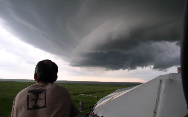 Sul Informação - Cinco portugueses querem “caçar tornados” nos EUA e você pode ajudá-los a cumprir o sonho