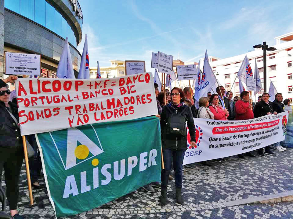 Sul Informação - BIC suspende execuções contra trabalhadores da ex Alicoop até esclarecer situação
