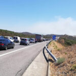 Sul Informação - Fumo do incêndio de Messines corta trânsito na A2