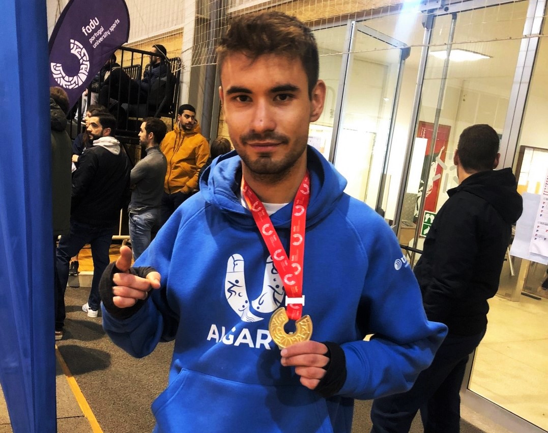 Sul Informação - Aluno da Universidade do Algarve é o novo campeão universitário de kickboxing