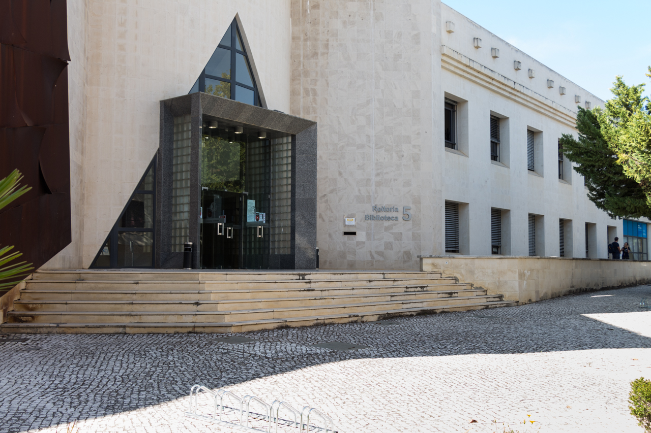 Sul Informação - Livro “Odiseo Aún Es Psicagogo” apresentado na Universidade do Algarve