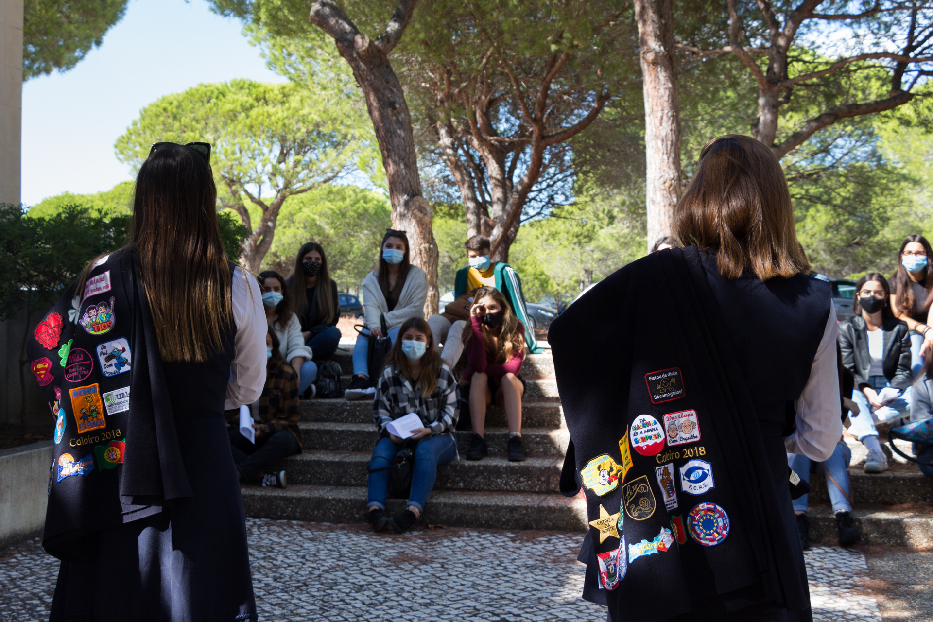 Sul Informação - Universidade do Algarve regressou às aulas com trajes e máscaras