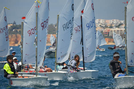 Sul Informação - Daniela Miranda sagra-se campeã nacional Juvenil de Vela em Portimão