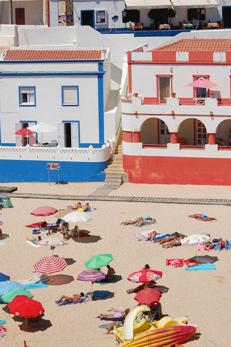Sul Informação - Algarve é a região do país onde é mais caro pernoitar em agosto
