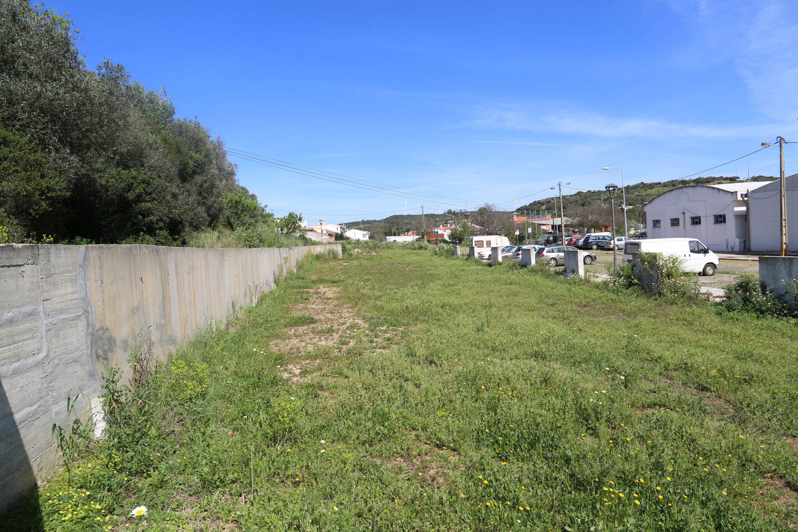 Sul Informação - Vila do Bispo vende seis lotes de terreno para construção em Barão de São Miguel