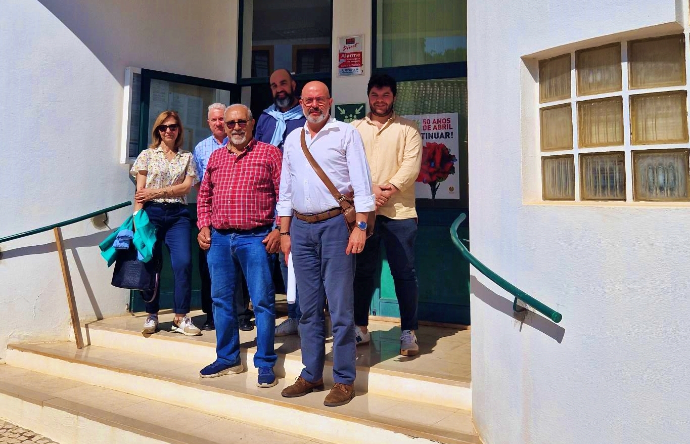 Sul Informação - Autarca de Aljezur visita Bordeira no âmbito da iniciativa “Proximidade com Compromisso”