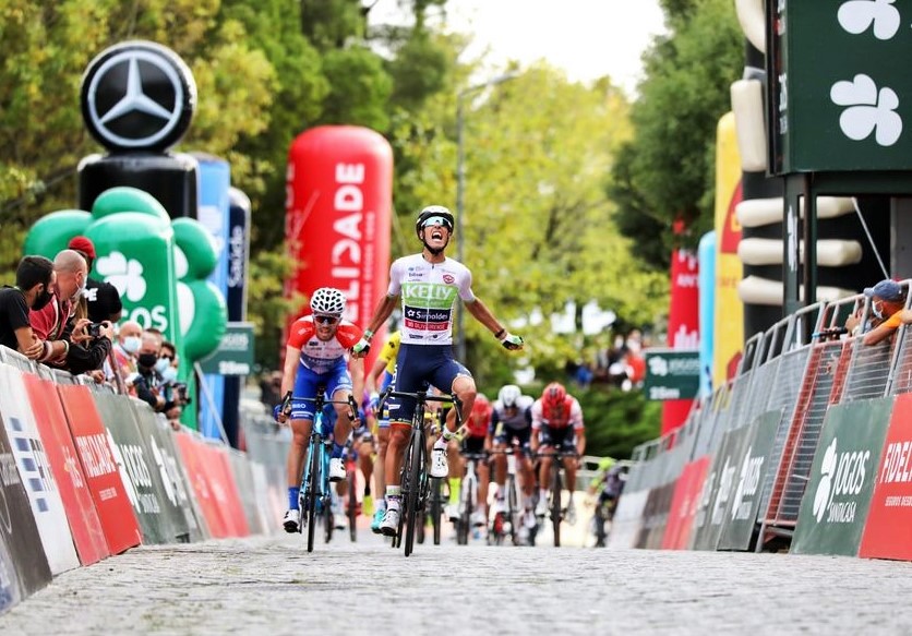 Sul Informação - Luís Gomes vence 1ª etapa da Volta, João Rodrigues, De Mateos e Amaro no top 10