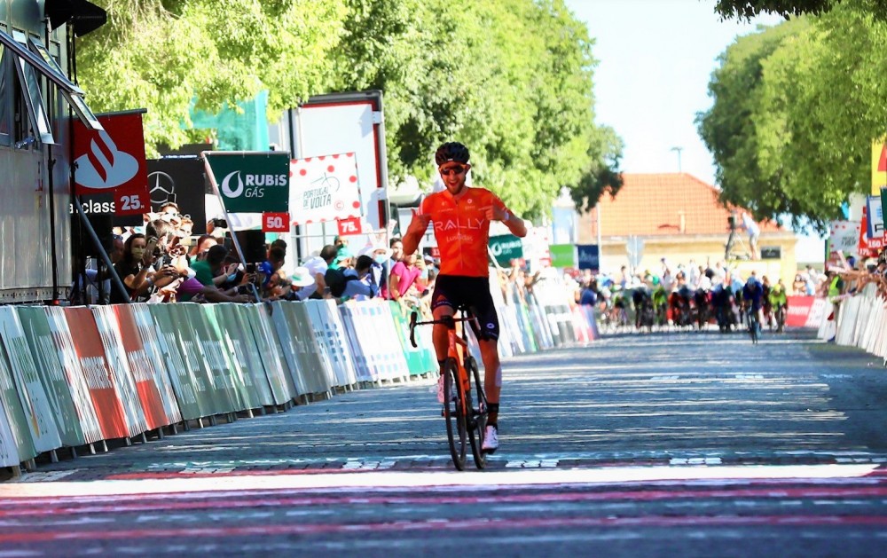 Sul Informação - Volta: Ciclista do Louletano termina 2ª etapa em 9º lugar, Gustavo Veloso segue no top 10 da geral