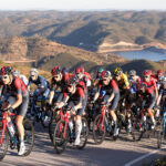 Sul Informação - Volta ao Algarve: Queda na chegada à Fóia dá vitória ao francês David Gaudu (Groupama FDJ)