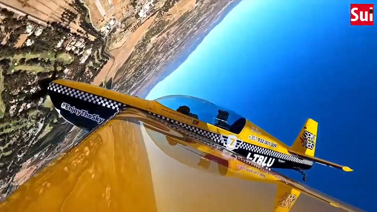 Sul Informação - Venha connosco experimentar o voo acrobático no Aeródromo de Portimão