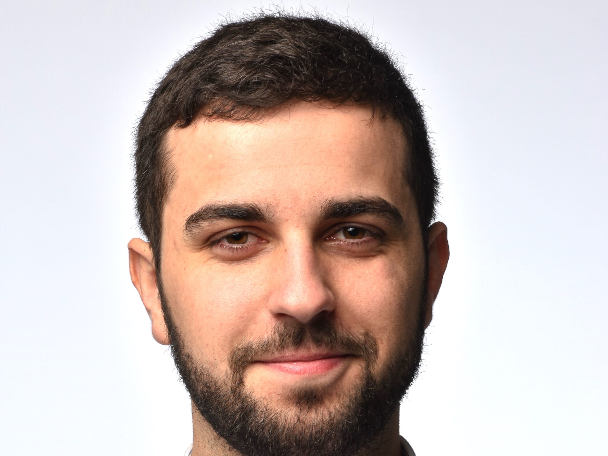 Sul Informação - Legislativas: Yannick Schade é o cabeça de lista do Volt pelo Algarve