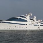 Sul Informação - Mais um iate de luxo visitou o Porto de Portimão (com fotos)