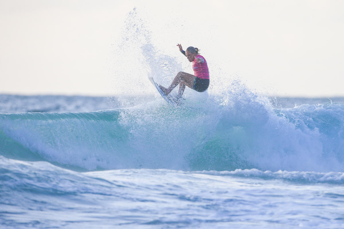 Sul Informação - Surfista algarvia Yolanda Sequeira alcança vitória histórica no Reino Unido