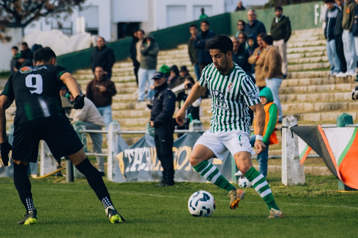 Sul Informação - Lusitano de Évora vence duelo alentejano e sobe a 2º no Campeonato de Portugal