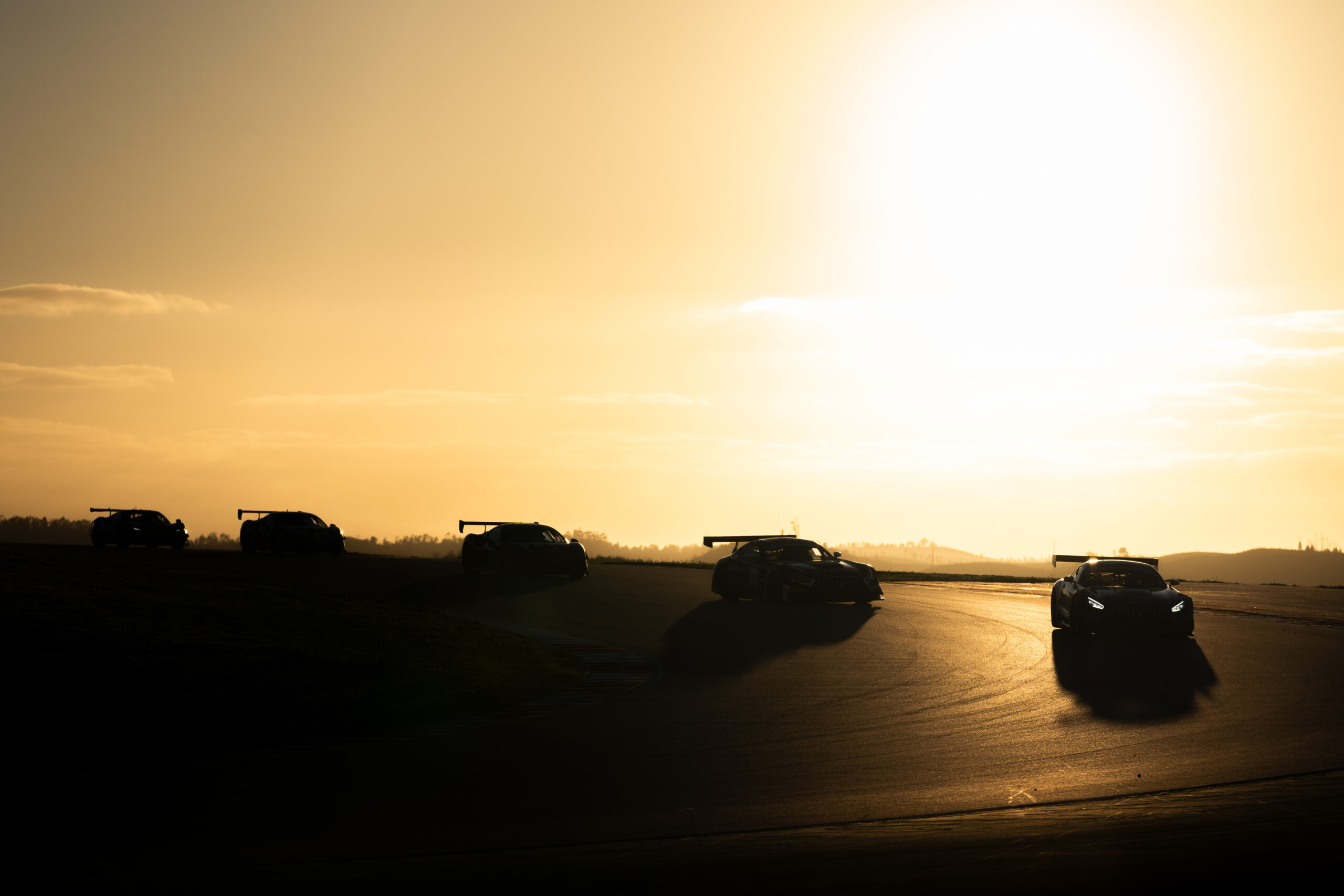 Sul Informação - Motores das Winter Series voltam a ouvir-se no Autódromo do Algarve