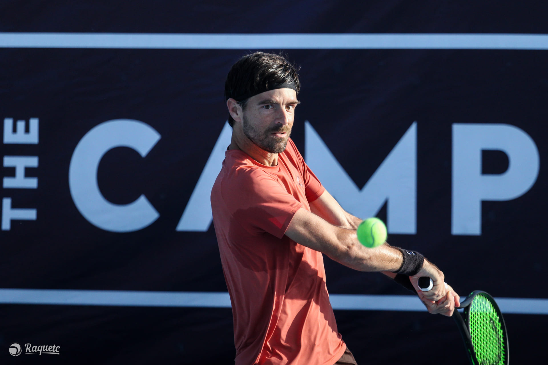 Sul Informação - Ténis: Gastão Elias vence dura batalha no arranque na Quinta do Lago