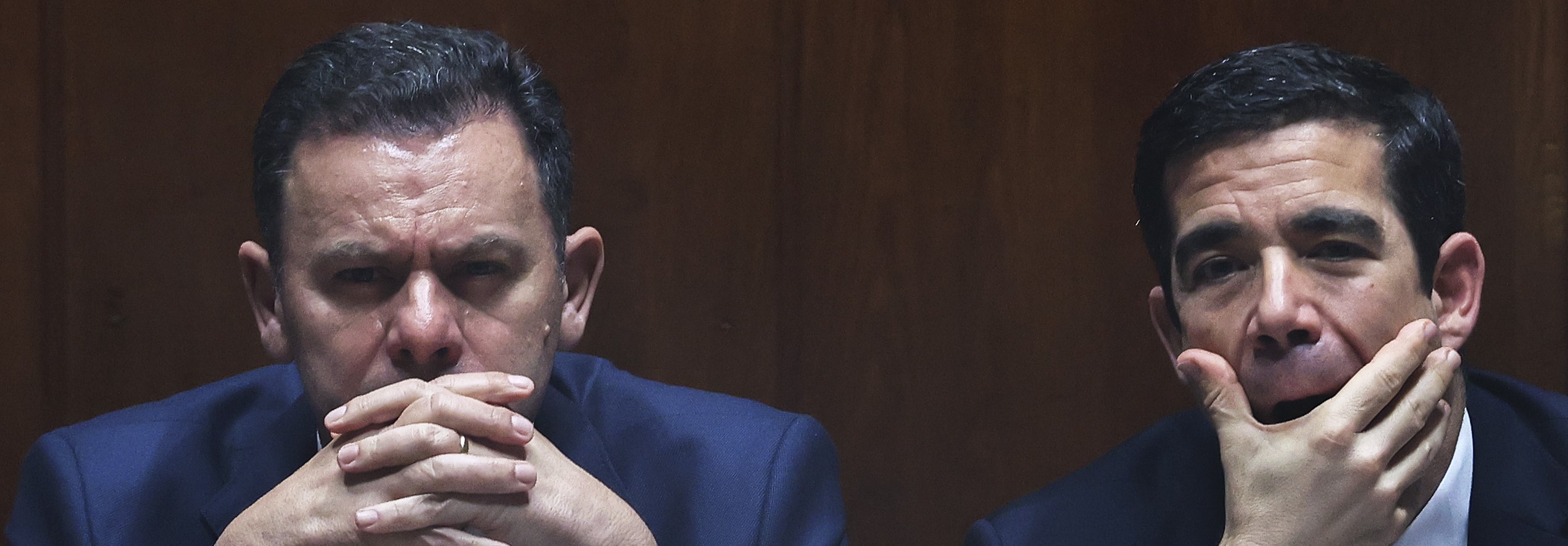 Sul Informação - Parlamento chumba moção de confiança e Governo cai