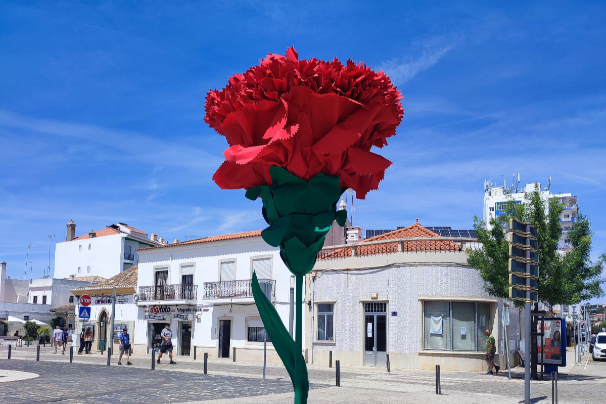 Sul Informação - Arte, memória e participação cívica no 25 de Abril em São Brás de Alportel