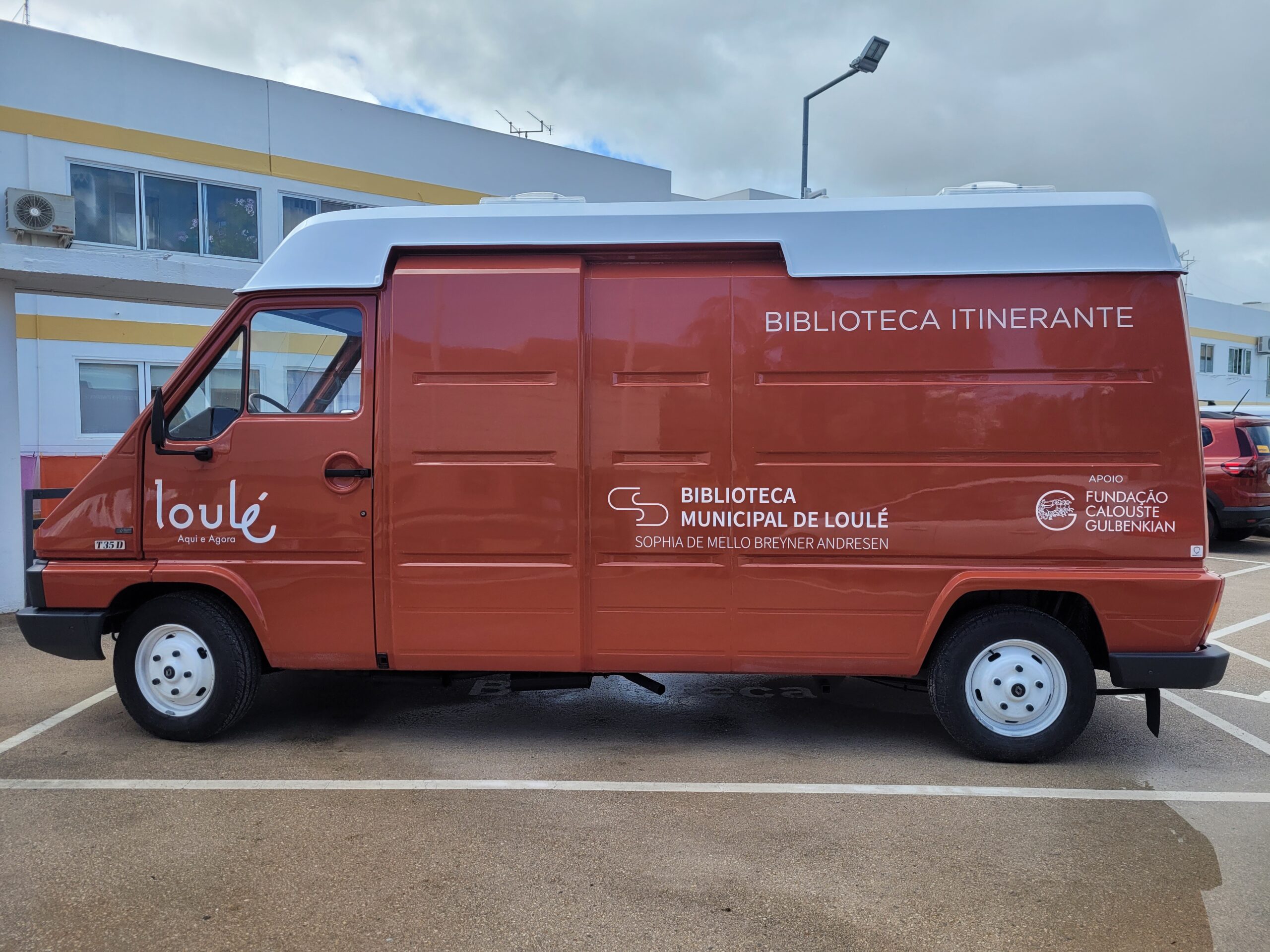 Sul Informação - Boliqueime vai ter “nova” Bibliomóvel