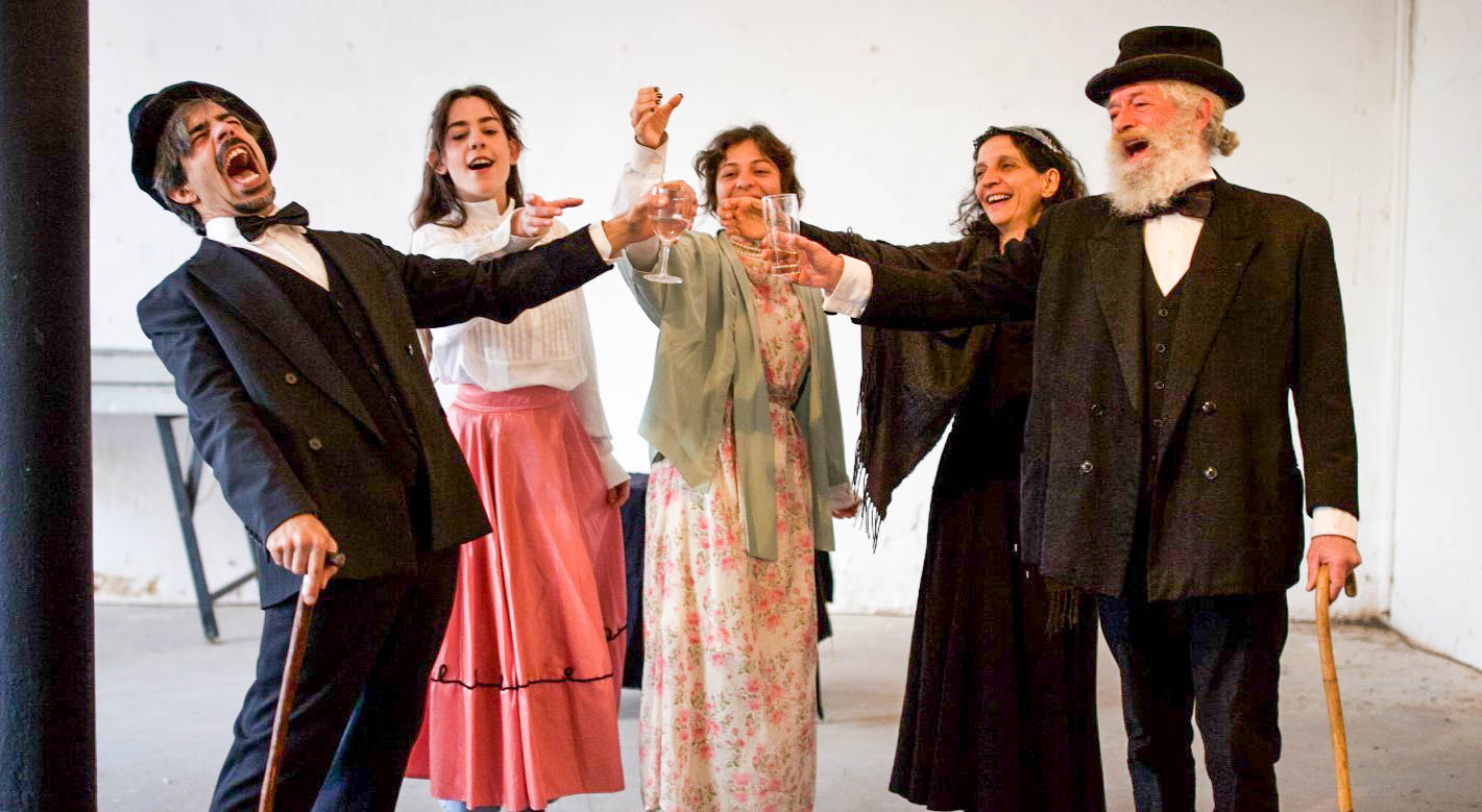 Sul Informação - Peça em três atos revisita história de 119 anos d’“Os Artistas” em Faro