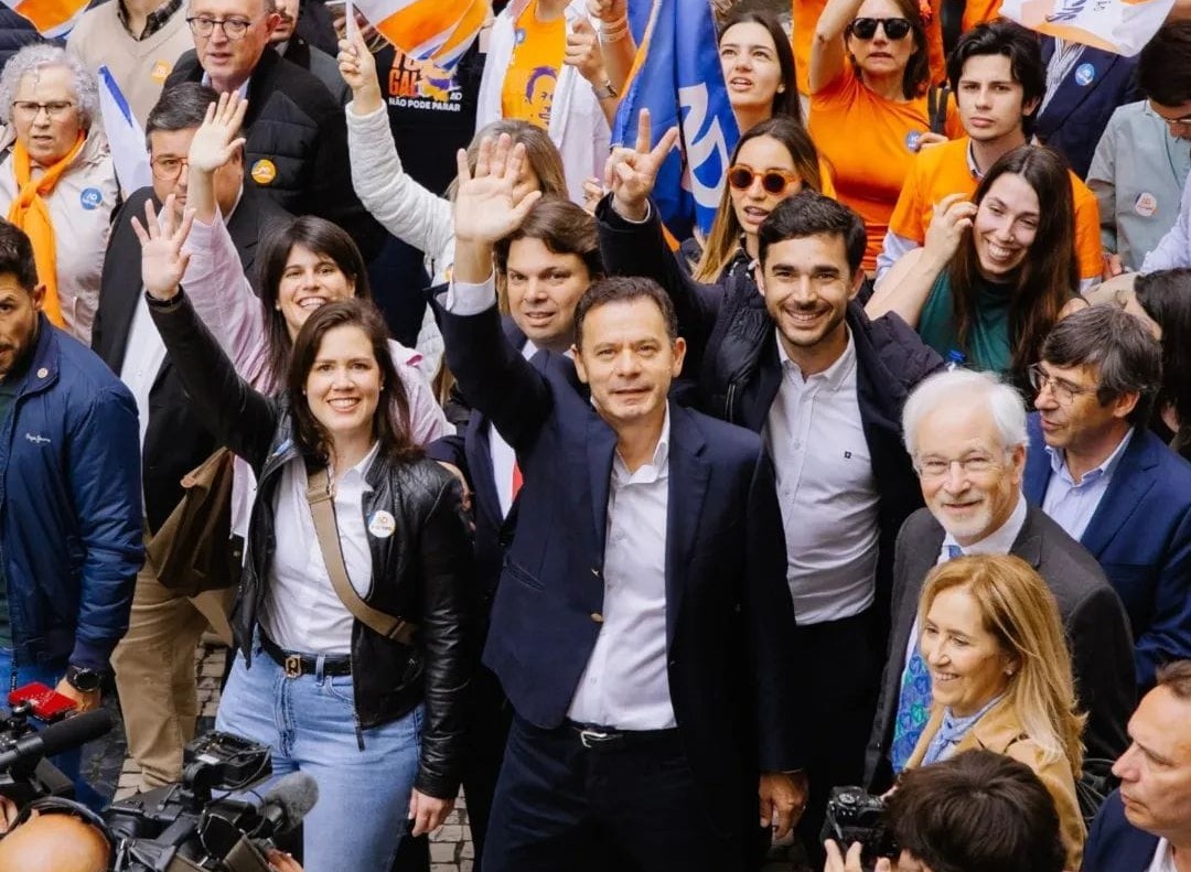 Sul Informação - Podcast Voz da Campanha: Comboios e greve no dia do novo Papa
