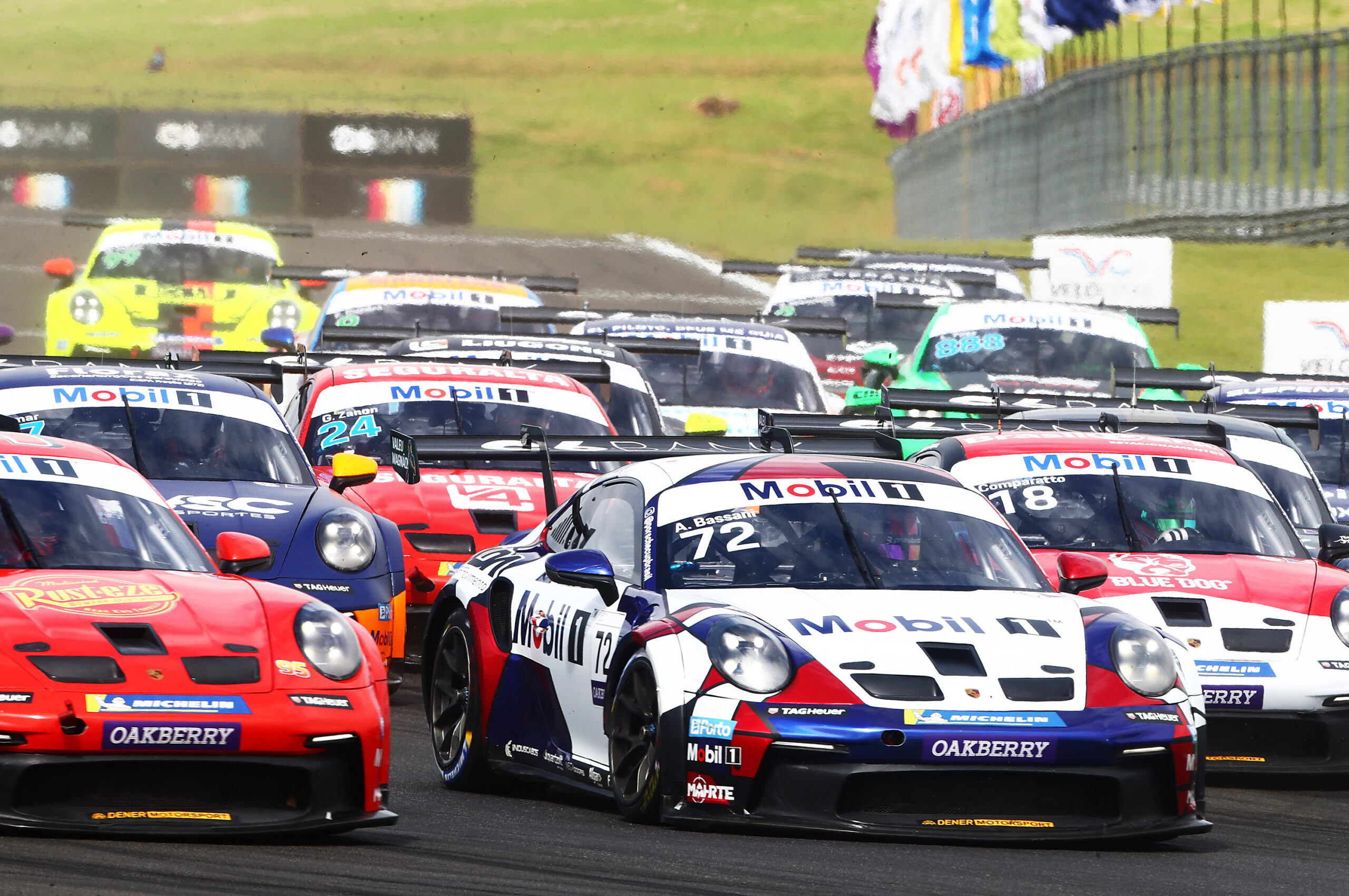 Sul Informação - Autódromo Internacional do Algarve recebe Porsche Cup Brasil