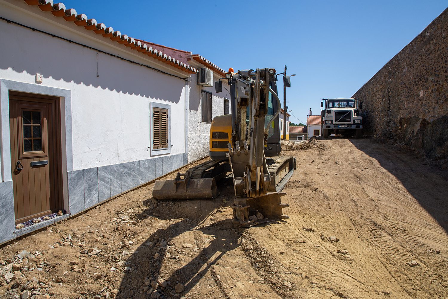 Sul Informação - Moura reabilita pavimentos em Santo Aleixo da Restauração