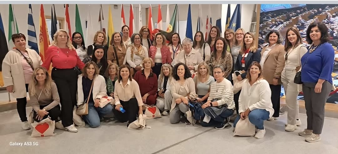 Sul Informação - Mulheres Socialistas do Algarve foram ao Parlamento Europeu a convite de Isilda Gomes