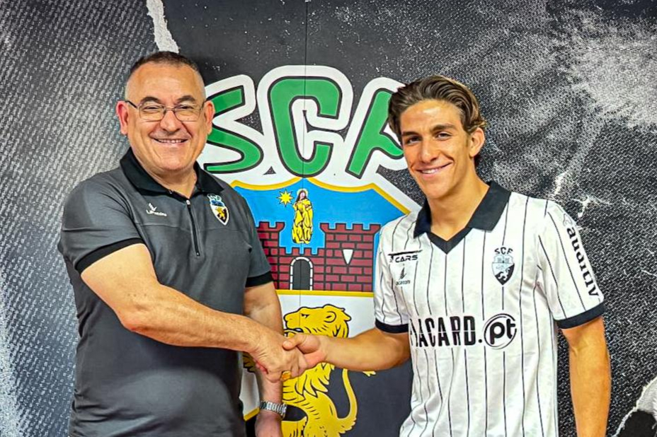 Sul Informação - Jovem promessa Rafael Teixeira renova com o Farense