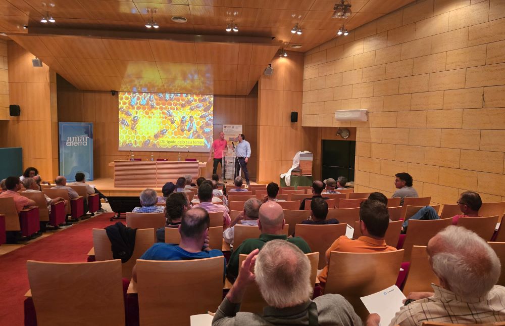 Sul Informação - Encontro Regional de Apicultura do Algarve reuniu especialistas