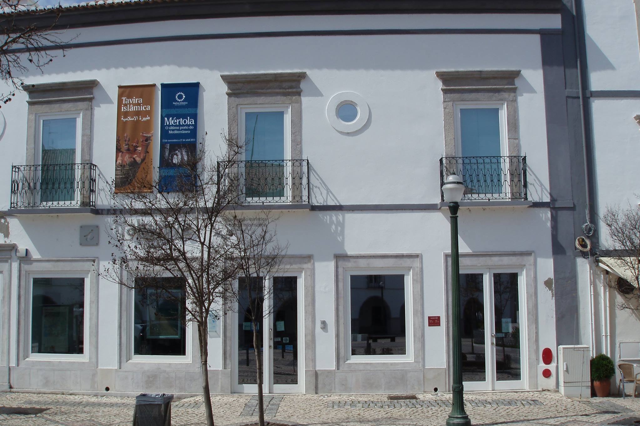 Sul Informação - Tavira expõe obras originais de ceramistas contemporâneos