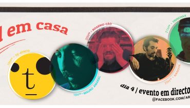 Abril em Casa