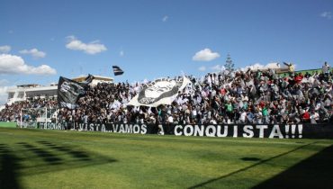 Adeptos do Farense em festa