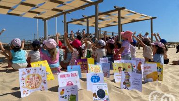 Biblioteca vai à praia