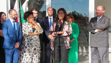 CAES.Inauguração.MC (21 de 34)|CAES.Inauguração.MC (6 de 34)|CAES.Inauguração.MC (11 de 34)|CAES.Inauguração.MC (12 de 34)|CAES.Inauguração.MC (14 de 34)|CAES.Inauguração.MC (15 de 34)|CAES.Inauguração.MC (16 de 34)|CAES.Inauguração.MC (17 de 34)|CAES.Inauguração.MC (18 de 34)|CAES.Inauguração.MC (19 de 34)|CAES.Inauguração.Ministra.Ana.Mendes.GodinhoMC (22 de 34)|CAES.Inauguração.MC (23 de 34)|CAES.Inauguração.MC (26 de 34)|CAES.Inauguração.MC (27 de 34)|CAES.Inauguração.MC (29 de 34)|CAES.Inauguração.MC (30 de 34)|CAES.Inauguração.MC (31 de 34)|CAES.Inauguração.MC (32 de 34)|CAES.Inauguração.MC (33 de 34)|CAES.Inauguração.MC (34 de 34)