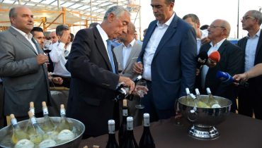...e ainda mais outro para si própiro