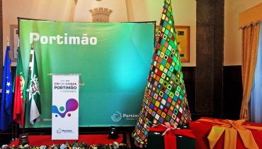 burst|Presépio em crochet|Árvore de Natal no Mercado do Av. S. João de Deus