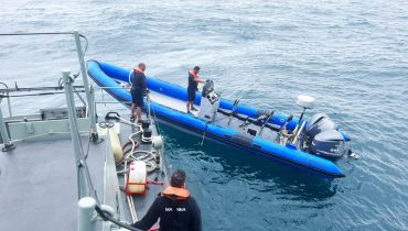 Detetada embarcação de alta velocidade à deriva em Faro