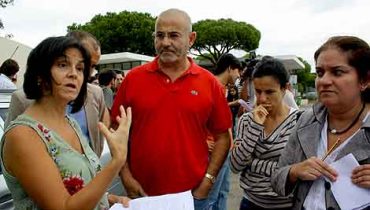 Direção demissionária do Mestrado Integrado em Medicina da UAlg|Alunos de Medicina da Ualg|Isabel Palmeirim