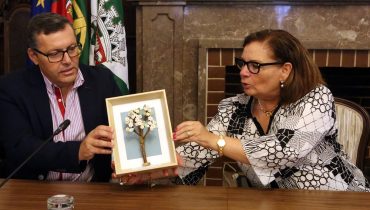 Diretor Agrupamento Escolas Manuel Teixeira Gomes e presidente CMP|Professor Carlos Café e Rui Alexandre Vassalo de Figueiredo