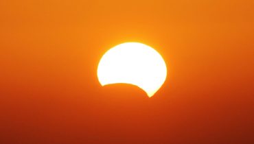 Eclipse parcial do Sol, visto na Serra de Monchique - Foto: Nelson Inácio