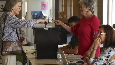 Europeias: Voto em mobilidade é opção em Faro apesar do tempo irregular para a praia