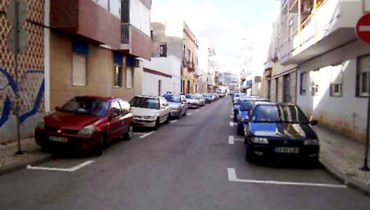 Estacionamento na Rua 1º de Maio|Rollei Rollei|Estacionamento na Rua 1º de Maio