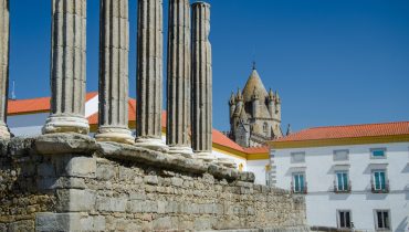 Evora_Depositphotos_511285504_XL (Large)