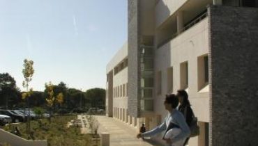 Faculdade de Economia em Gambelas