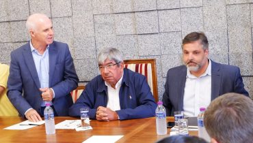 Ferro rodrigues e deputados em monchique_01