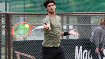 Gastao-Elias (Custom)