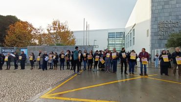 Greve dos professores_escola secundaria poeta antonio aleixo_et_02|Greve dos professores_escola Basica e Secundaria de Albufeira_et_01|Greve dos professores_escola Basica e Secundaria de Albufeira_et_02|Greve dos professores_escola Basica e Secundaria de Albufeira_et_03|Greve dos professores_escola EB 23 D Martinho Castelo Branco_et_01|Greve dos professores_escola EB 23 D Martinho Castelo Branco_et_02|Greve dos professores_escola EB 23 D Martinho Castelo Branco_et_03|Greve dos professores_escola secundaria poeta antonio aleixo_et_01|Greve dos professores_escola secundaria poeta antonio aleixo_et_03|Greve dos professores_escola secundaria poeta antonio aleixo_et_04|Greve dos professores_escola secundaria poeta antonio aleixo_et_05|Greve dos professores_escola secundaria poeta antonio aleixo_et_06|Greve dos professores_escola Basica e Secundaria de Albufeira_et_04
